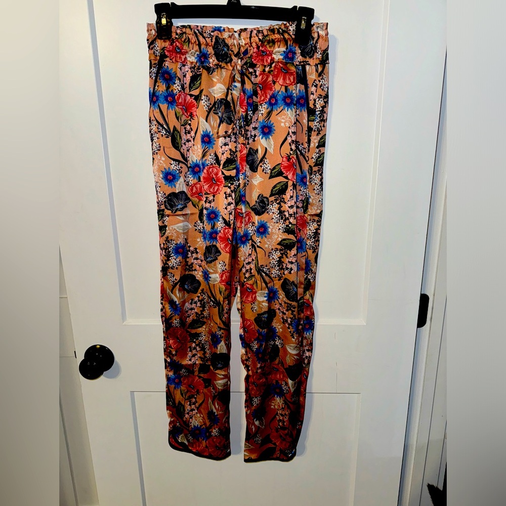 BOUTIQUE EASEL BRAND WOMENS PANTS NEW